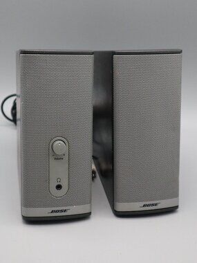 Bose Companion Series II Multimedia Speaker System Pair for Computer No AC Cord